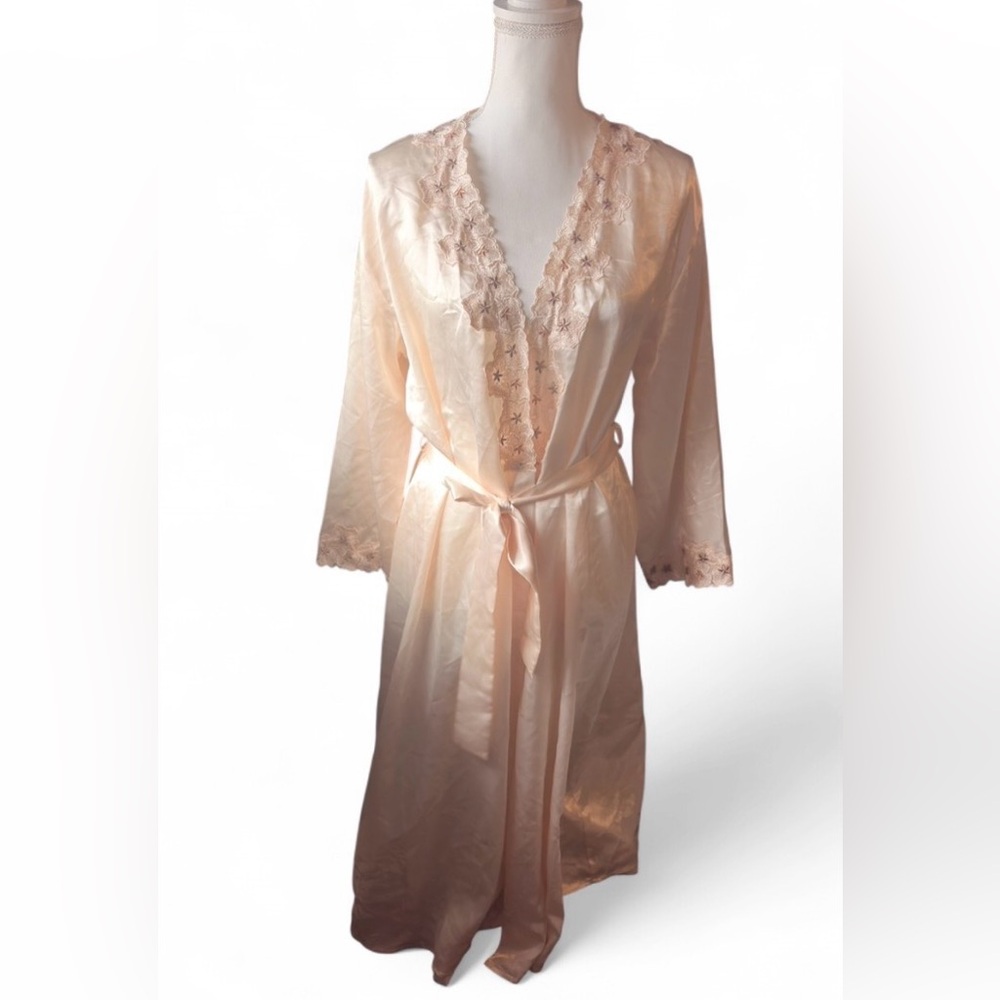 Wacoal Vintage Satin Lace Trim Long Robe Ivory 48” Bridal‎ / Romantic